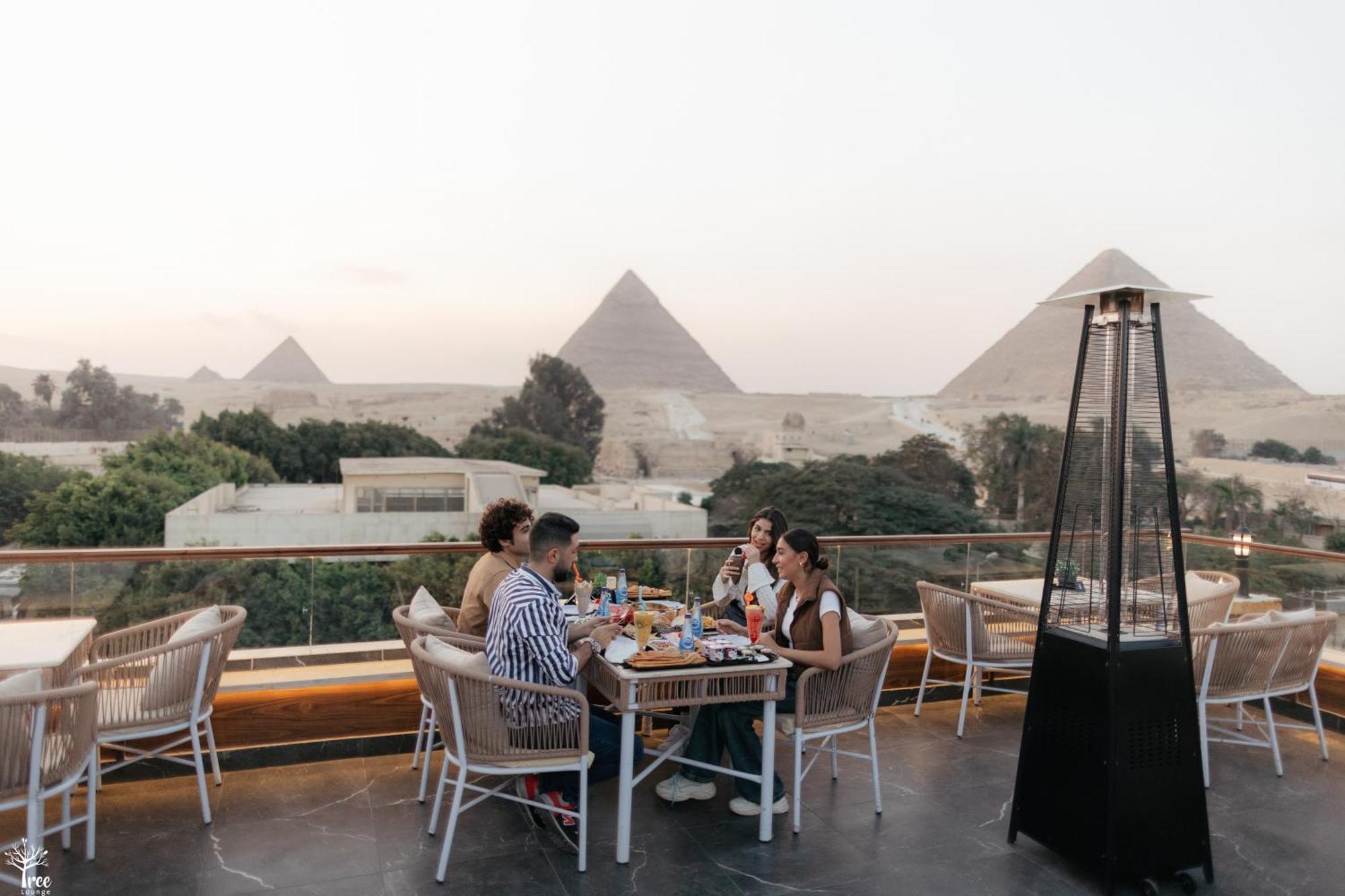 Shadow Pyramids Suites And Jacuzzi Kafrat al Jabal Экстерьер фото
