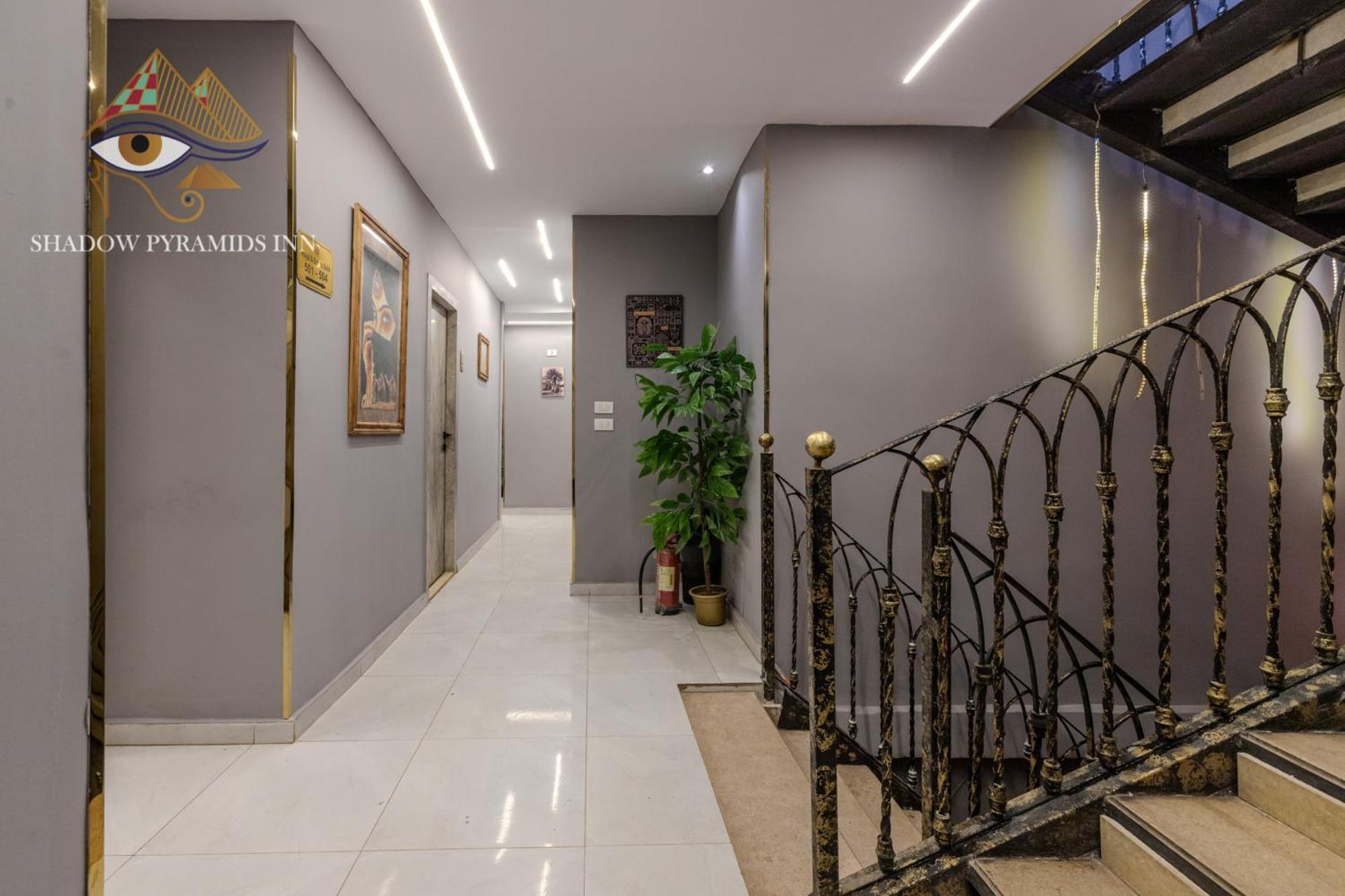 Shadow Pyramids Suites And Jacuzzi Kafrat al Jabal Экстерьер фото