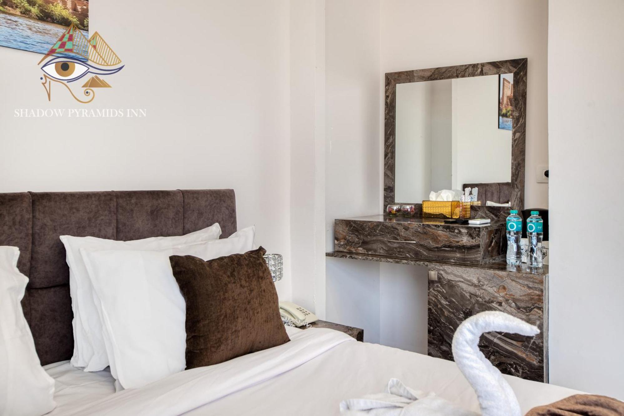 Shadow Pyramids Suites And Jacuzzi Kafrat al Jabal Экстерьер фото